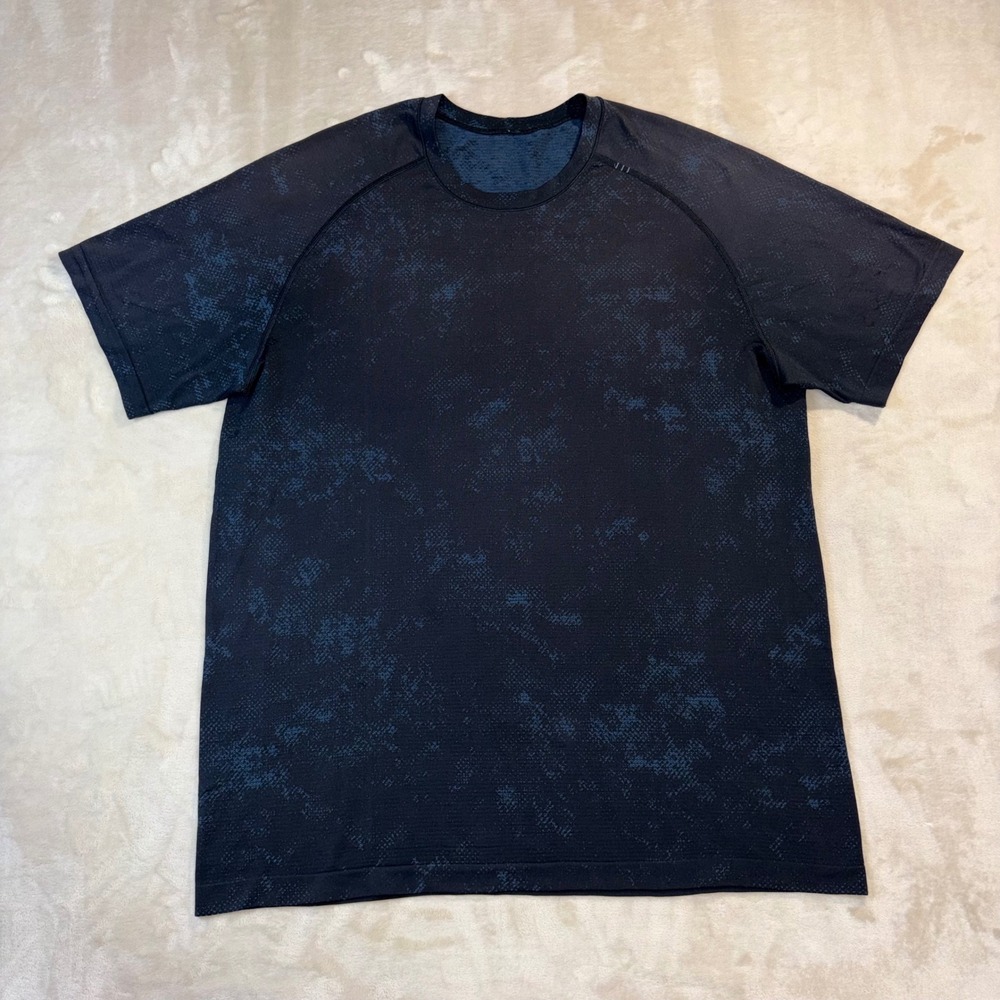 Lululemon Metal Vent Tech SS Shirt XL Black Blue Camo Training Gym Tee